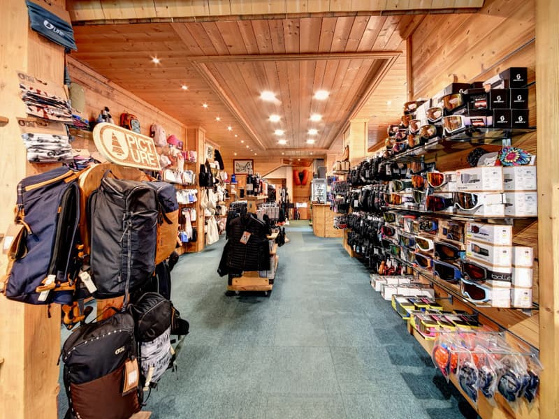 Skiverhuur winkel Ekosport-Rent Riquet Sport Village in 1 rue du Mail, Serre Chevalier Villeneuve