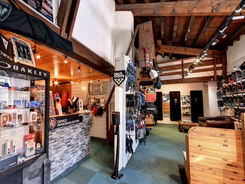 Skiverhuur winkel Ekosport-Rent Riquet Sport Village in 1 rue du Mail, Serre Chevalier Villeneuve