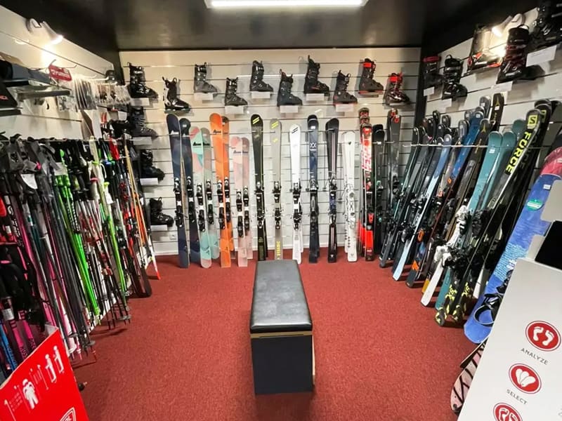 Skiverhuur winkel Val Sports in 110 rue du Mont Cenis, Lanslebourg Val Cenis