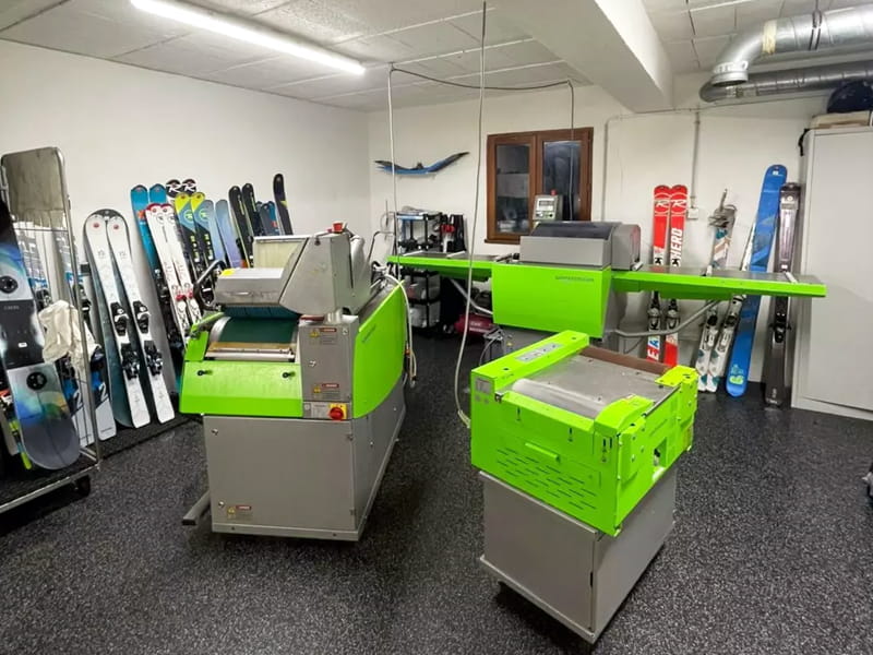 Skiverhuur winkel Val Sports in 110 rue du Mont Cenis, Lanslebourg Val Cenis