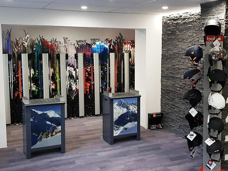 Skiverhuur winkel Cuby Sport in 130 Avenue des Alpages, Les Houches