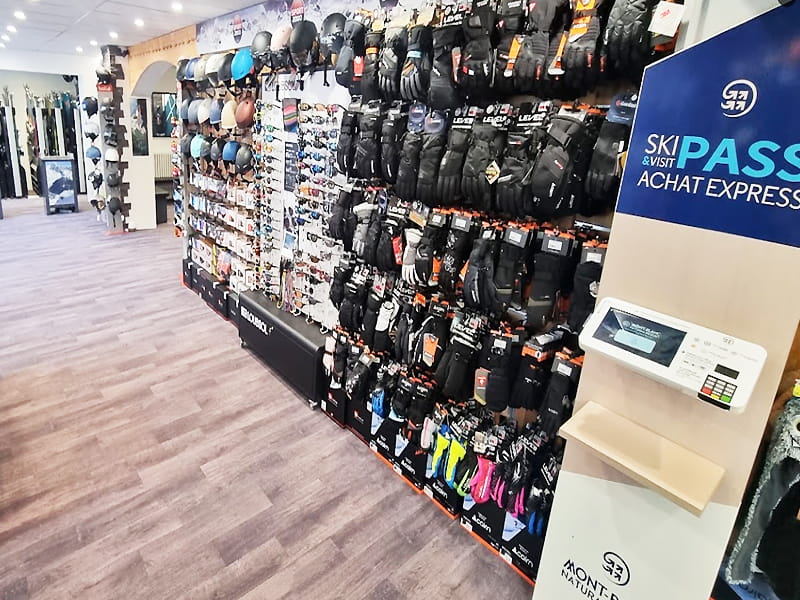 Skiverhuur winkel Cuby Sport in 130 Avenue des Alpages, Les Houches