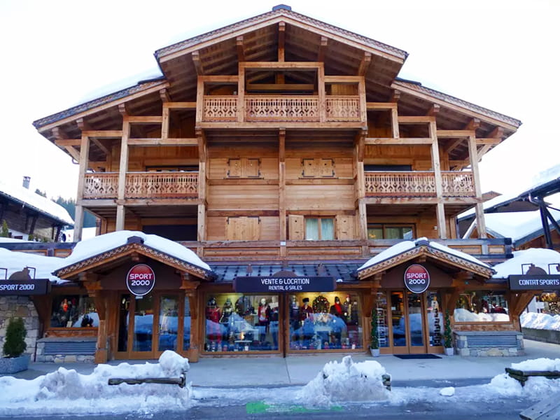 Skiverhuur winkel Contat Sports in 421 rue du centre - Résidence Le Mont Chéry, Les Gets