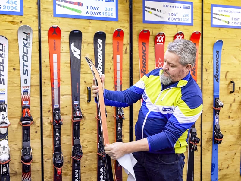 Skiverhuur winkel Sportservice Erwin Stricker in Kurzras / Maso Corto 12e, Schnals