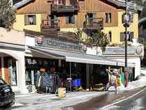 Skiverhuur winkel Alpigliss in Pralognan La Vanoise, Avenue de Chasseforêt Skiverhuur winkel Alpigliss in Pralognan La Vanoise, Avenue de Chasseforêt