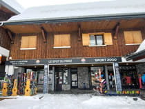 Skiverhuur winkel Le Spot du Praz in Le Praz de Lys, Centre Commercial Grenette Amédée VIII Skiverhuur winkel Le Spot du Praz in Le Praz de Lys, Centre Commercial Grenette Amédée VIII