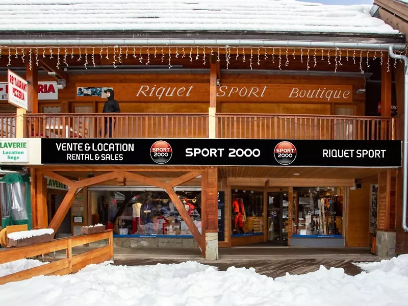 Skiverhuur winkel Riquet Sport Prelong in Centre Commercial Pré Long, 1 Rte de Pré-Long - La Salle-les-Alpes, Serre Chevalier Villeneuve