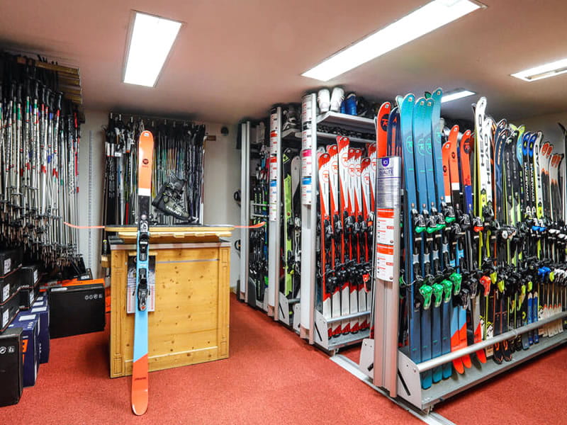 Skiverhuur winkel Sport Vercors in Centre Village - 38, place des Martyrs, Villard de Lans
