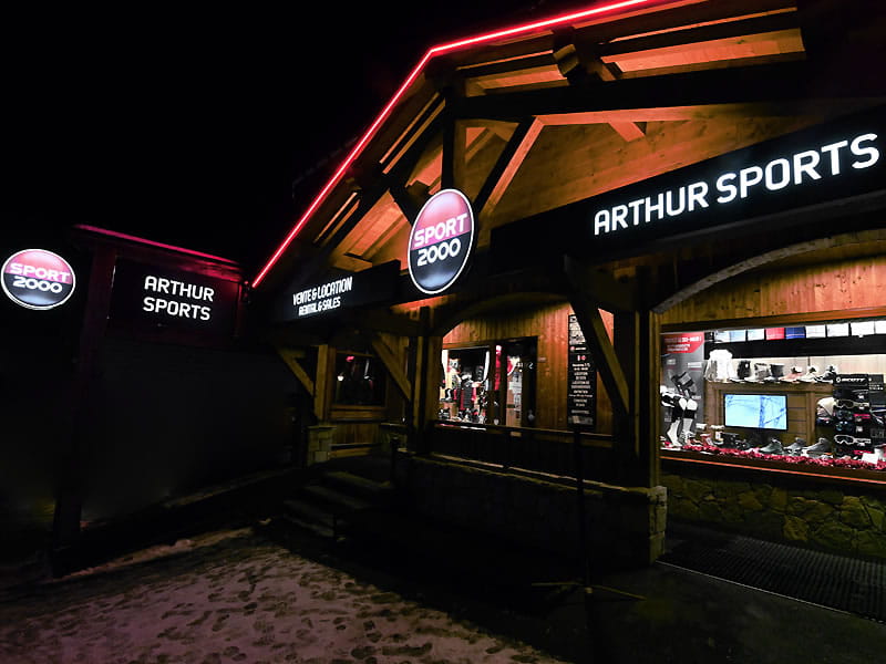 Skiverhuur winkel Arthur Sports in Champrond, Saint Sorlin d Arves
