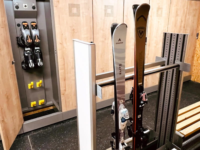 Skiverhuur winkel Dumoulin Sports in Chef Lieu, Crest-Voland