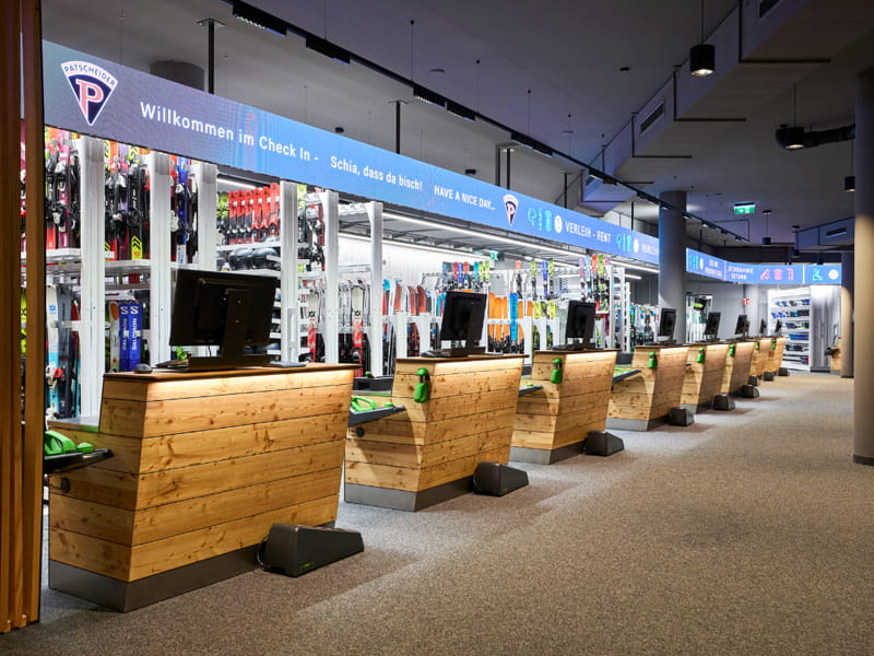 Skiverhuur winkel Check In Patscheider Sport in Dorfbahnstraße 75 - Komperdellbahn Talstation, Serfaus