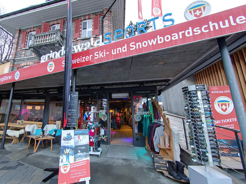 Skiverhuur winkel Outdoor in Dorfstrasse 103, Grindelwald