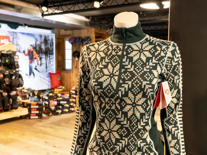 Skiverhuur winkel Outdoor in Dorfstrasse 103, Grindelwald