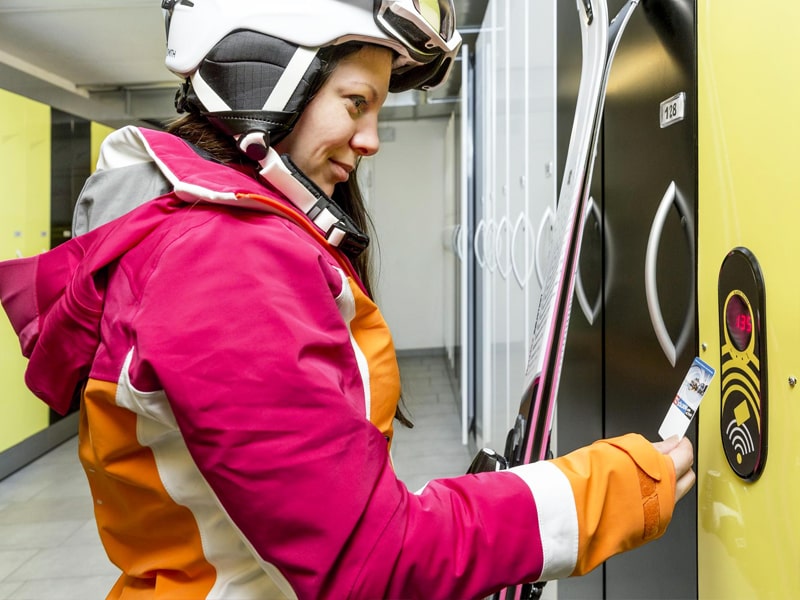 Skiverhuur winkel Sporthütte Fiegl in Dorfstrasse 119, Sölden