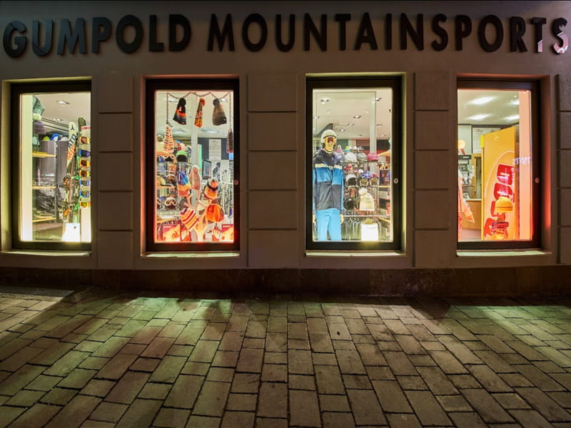 Skiverhuur winkel SPORT 2000 Rentalcenter in Dorfstrasse 301, Hinterglemm
