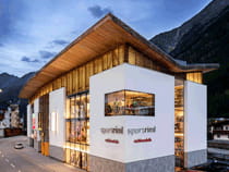 Skiverhuur winkel Sport Riml Sporthaus in Sölden, Dorfstrasse 9