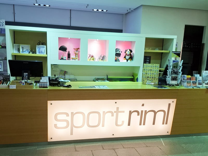 Skiverhuur winkel Sport Riml Sporthaus in Dorfstrasse 9, Sölden