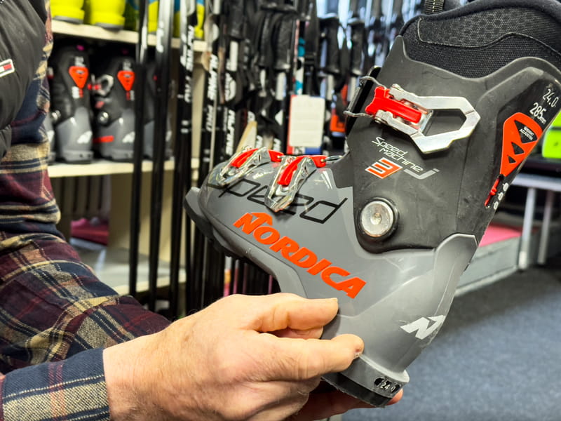 Skiverhuur winkel Snowsport Igls in Eichlerstrasse 16, Innsbruck - Igls