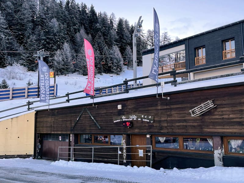 Skiverhuur winkel Noleggio Sci La Soletta in Frazione Pila, 45, Gressan