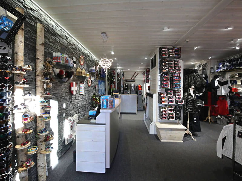 Skiverhuur winkel Alp Sports in Galerie Commerciale Plateau de Morel, Meribel