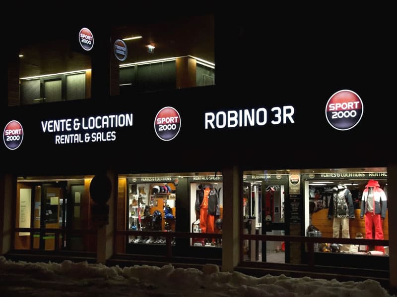 Skiverhuur winkel Robino 3R in Galerie Mercure, La Plagne - Centre