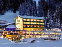 Skiverhuur winkel SPORT 2000 RENT Unterlercher in Hochfügen, Hochfügen 27 - Berghotel Hochfügen Skiverhuur winkel SPORT 2000 RENT Unterlercher in Hochfügen, Hochfügen 27 - Berghotel Hochfügen