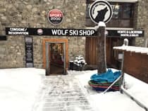 Skiverhuur winkel Wolf Ski Shop in Pra Loup, Immeuble le Clos du Loup [Parking du Loup Blanc]