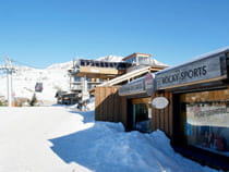 Skiverhuur winkel Rocky Sports in Alpe d’Huez, L'Eclose - rue du 93ème RAM Skiverhuur winkel Rocky Sports in Alpe d’Huez, L'Eclose - rue du 93ème RAM