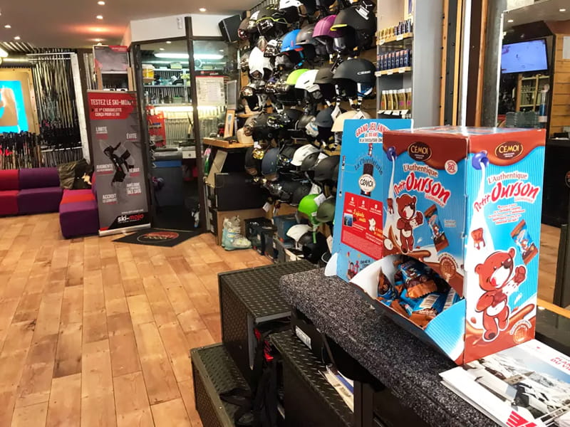Skiverhuur winkel Eskiador in Le Portillo - Avenue Olympique, Val d Isere