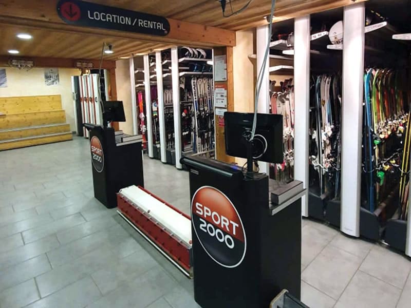Skiverhuur winkel L'Ouillon Sports in Les Gentianes - Le Bourg, Saint Sorlin d Arves