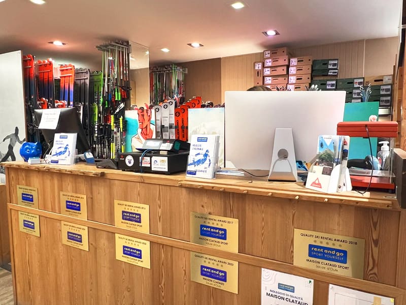Skiverhuur winkel Maison Clataud Sport in Piazza Assietta, 16, Sauze d’Oulx