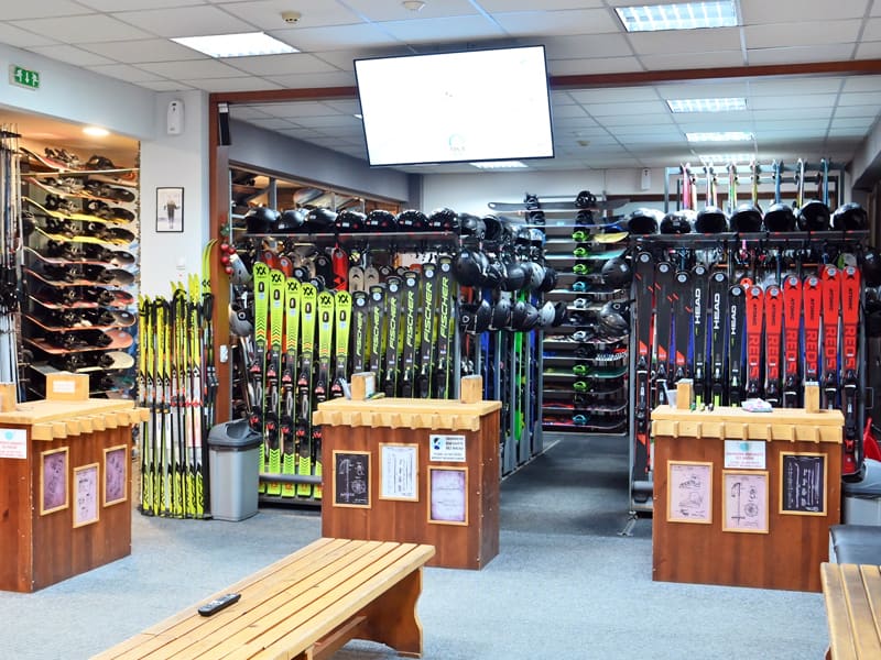 Skiverhuur winkel Ski Mania Bansko in Pirin Str. 92A, Bansko