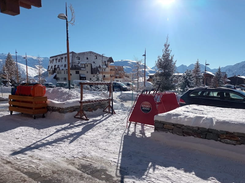 Skiverhuur winkel Cornerski in Place du Cognet - Immeuble le Karen, Alpe d’Huez