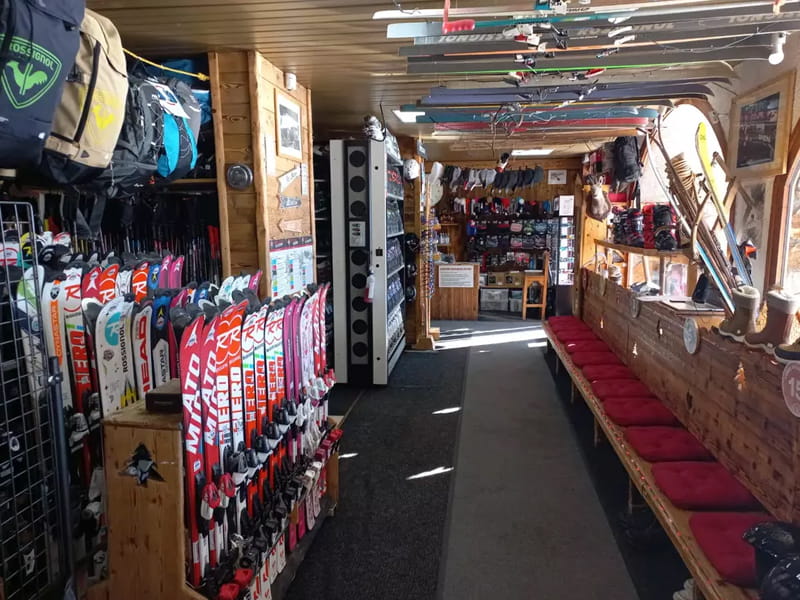 Skiverhuur winkel Cornerski in Place du Cognet - Immeuble le Karen, Alpe d’Huez