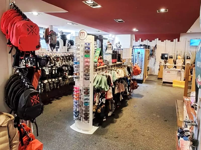 Skiverhuur winkel Ekosport-Rent Ze Shop 1 in Place Joseph Paganon, Alpe d’Huez