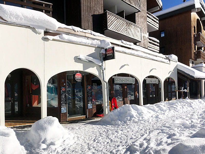 Skiverhuur winkel Auben Ski in Praz des Esserts, Morillon 1100