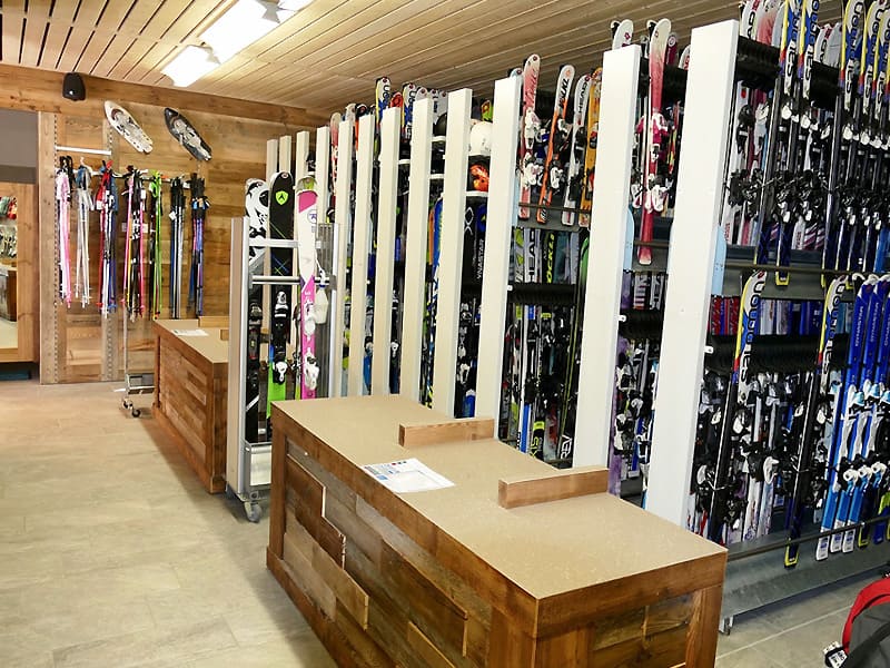Skiverhuur winkel Planet Glisse in Résidence de lys, La Toussuire