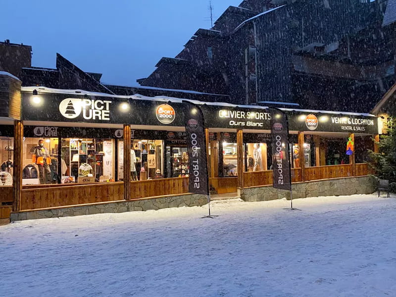 Skiverhuur winkel SPORT 2000 Ours Blanc in Résidence Pierre et Vacances - Galerie de l'Ours Blanc, Alpe d’Huez