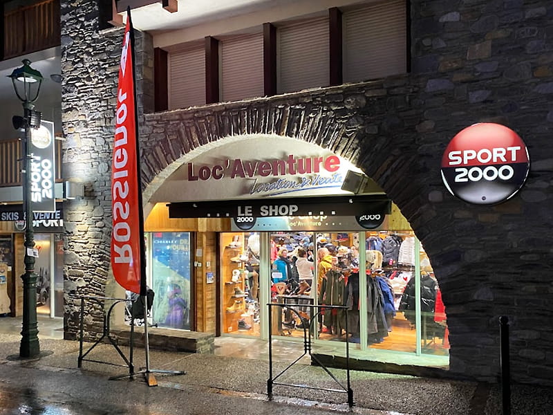 Skiverhuur winkel Loc Aventure in Route de soulan - La Ferme du moulin, Saint Lary