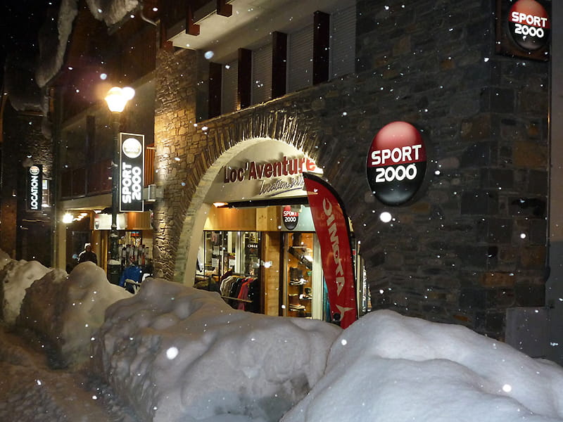 Skiverhuur winkel Loc Aventure in Route de soulan - La Ferme du moulin, Saint Lary