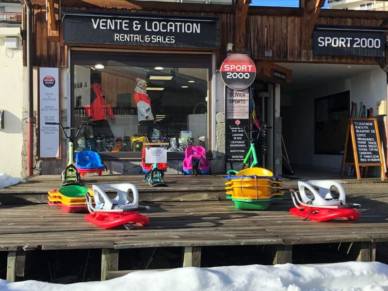 Skiverhuur winkel Olivier Sports in Route du Signal (centre station), Alpe d’Huez