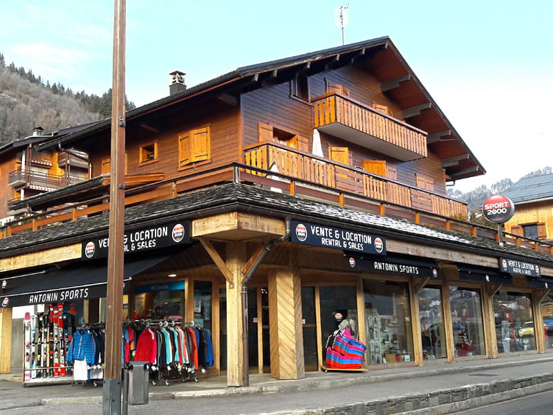 Skiverhuur winkel Antonin Sports in Route du télécabine - 89, Route de la Vallée du Bouchet, Le Grand Bornand