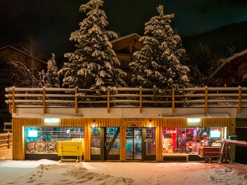 Skiverhuur winkel Backside Verbier in Rue de Ransou 191b, Verbier
