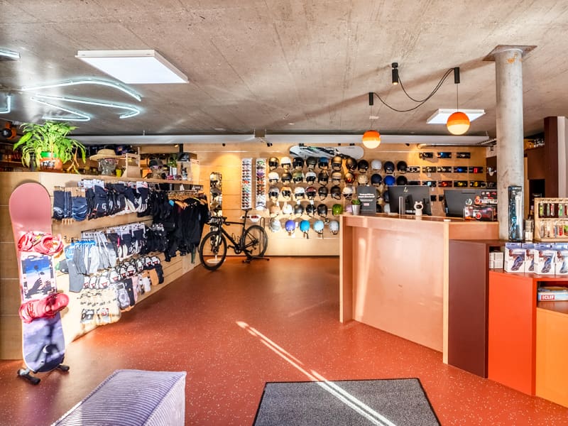 Skiverhuur winkel Backside Verbier in Rue de Ransou 191b, Verbier