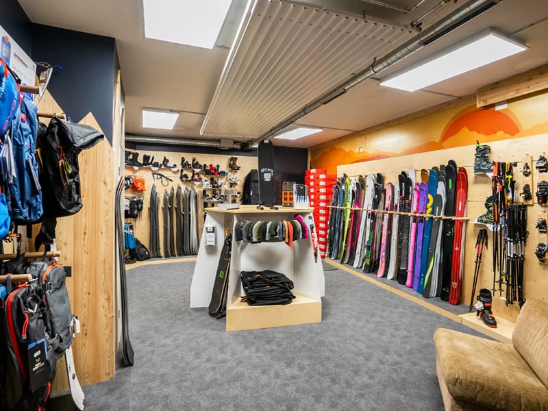 Skiverhuur winkel Backside Verbier in Rue de Ransou 191b, Verbier