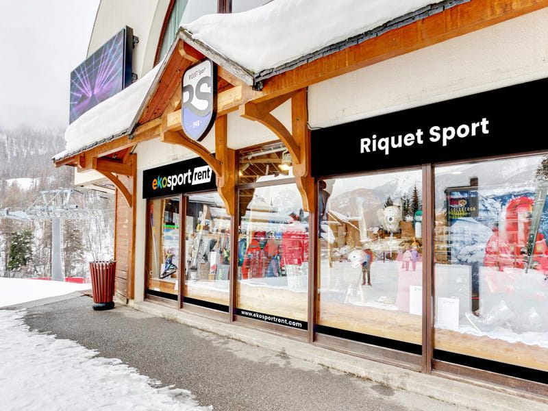 Skiverhuur winkel Ekosport-Rent Riquet Sport Chantemerle in Rue du Centre - Centre Commercial Le Serre d'Aigle, Serre Chevalier Chantemerle