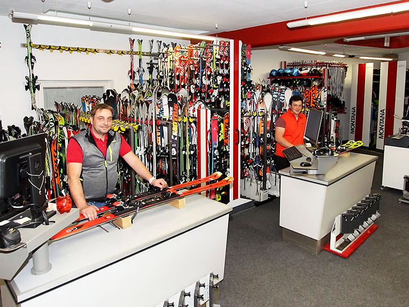 Skiverhuur winkel Sport Krismer in Seilbahnstrasse 38, Fiss