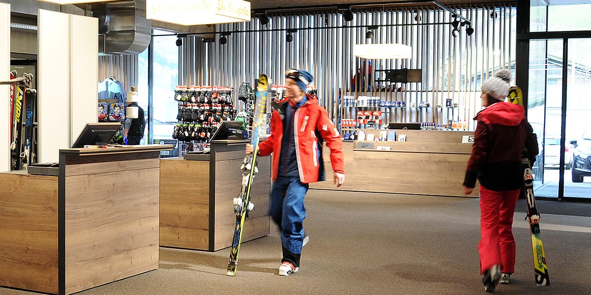 Comfortabel de piste op zonder dat je de ski-uitrusting moet meeslepen
