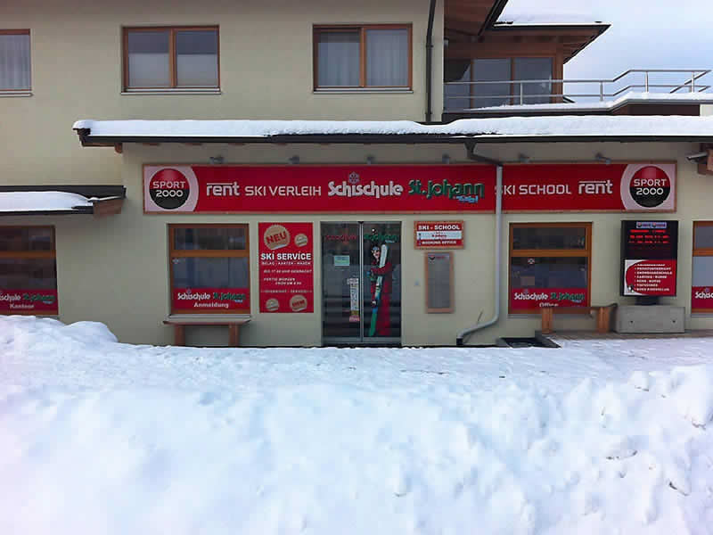 Skiverhuur winkel Montes Ski & Bike Sport in Speckbacherstrasse 41a, St. Johann i. Tirol