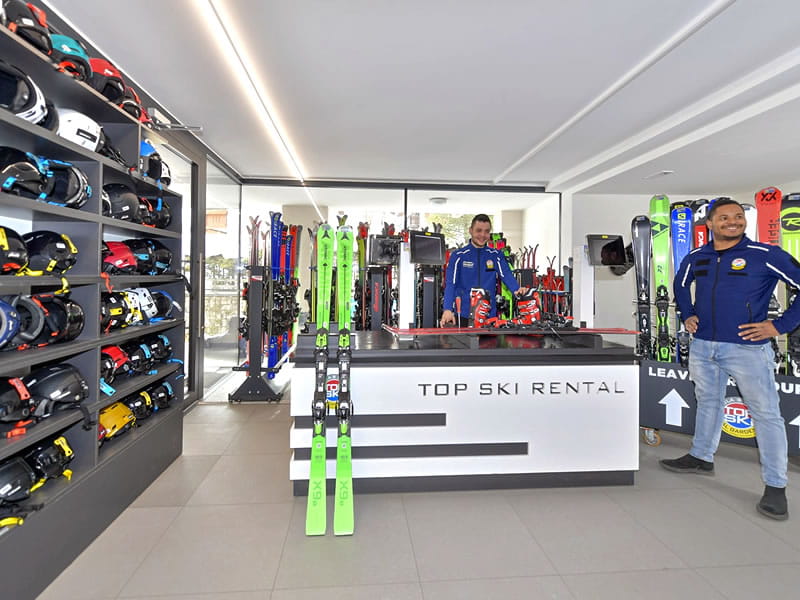 Skiverhuur winkel Top Ski Rental in Streda Meisules 104, Wolkenstein-Selva Gardena